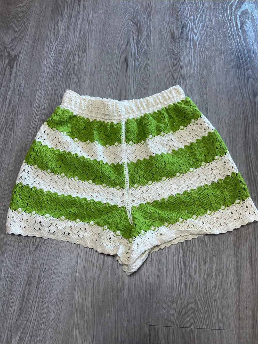 High-Waist Crochet Stripe Shorts — White & Green